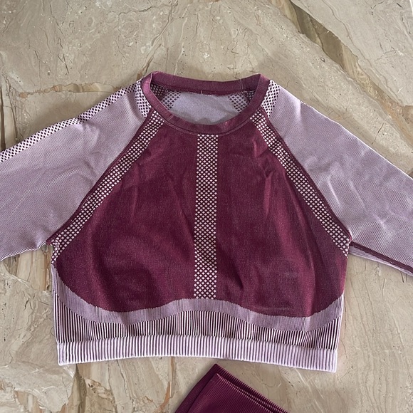 Fabletics Set - Picture 2 of 4